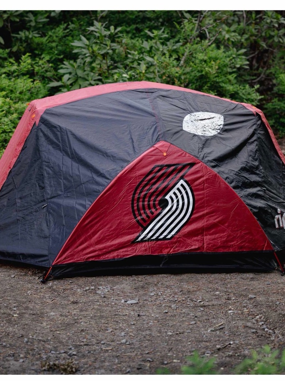 Portland Trail Blazers Red and Black Dome Tent